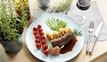 Le Bistro Sënnesräich cherche un(e) cuisinier(ère)